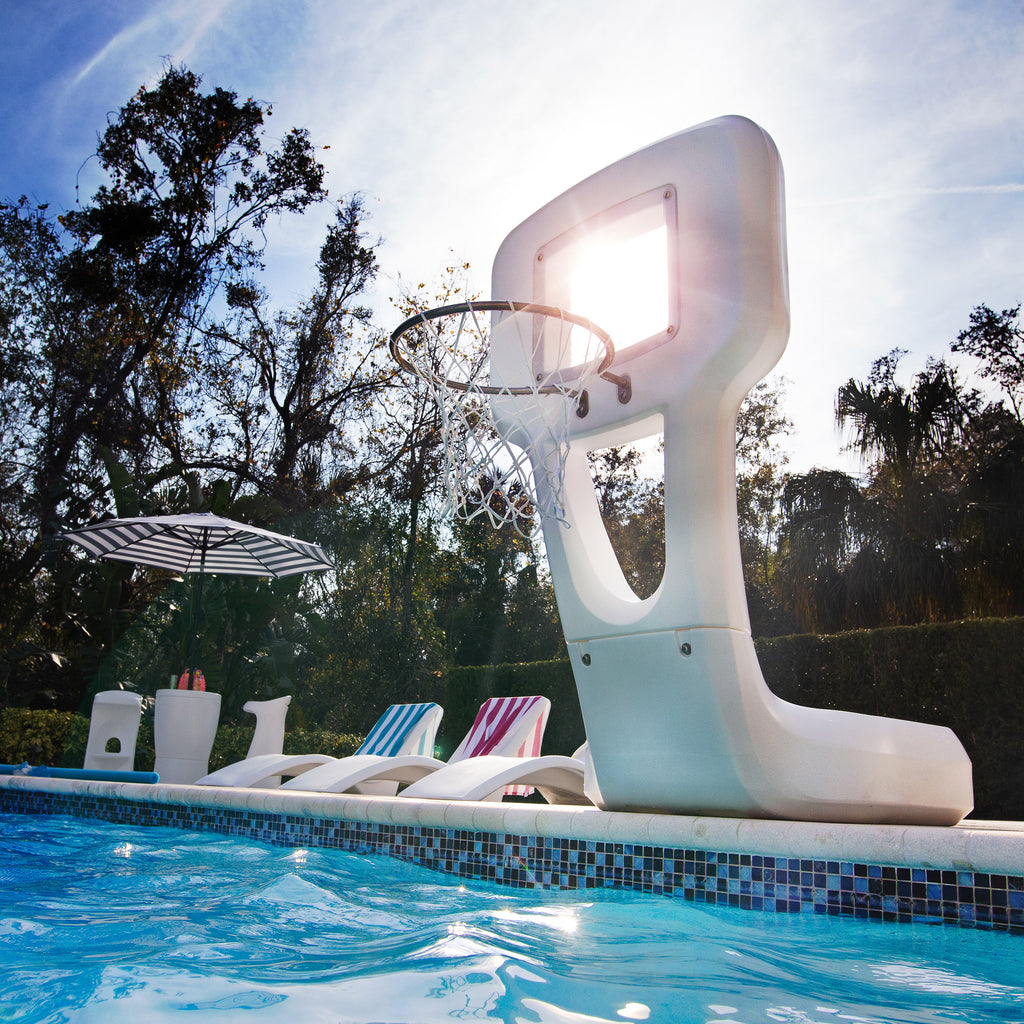 Step2 Vero Pool Basketball Hoop